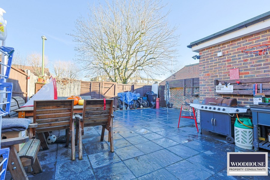 Images for Wheatcroft, Cheshunt, Hertfordshire EAID:3131305421 BID:11055924