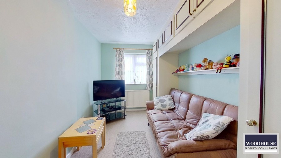 Images for Cheshunt, Waltham Cross, Hertfordshire EAID:3131305421 BID:11055924