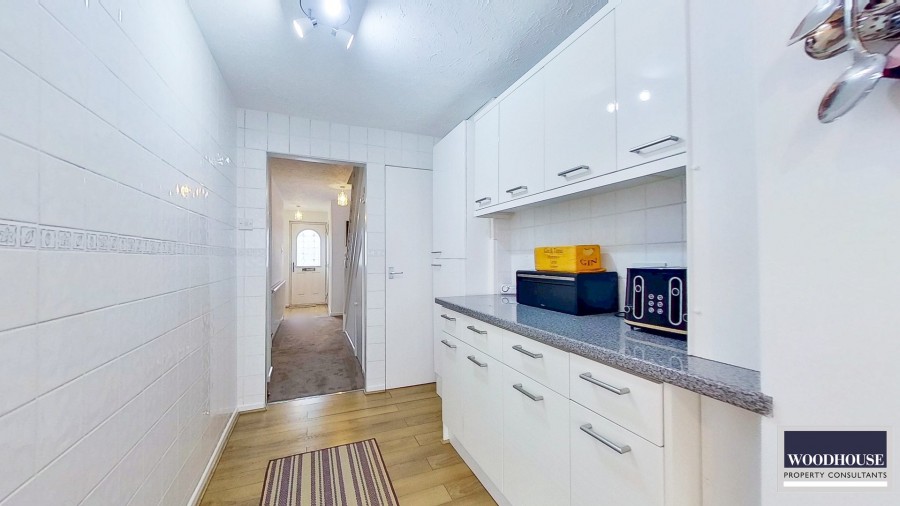 Images for Cheshunt, Waltham Cross, Hertfordshire EAID:3131305421 BID:11055924