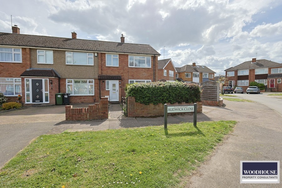 Images for Ashdown Crescent, Cheshunt, Hertfordshire EAID:3131305421 BID:11055924