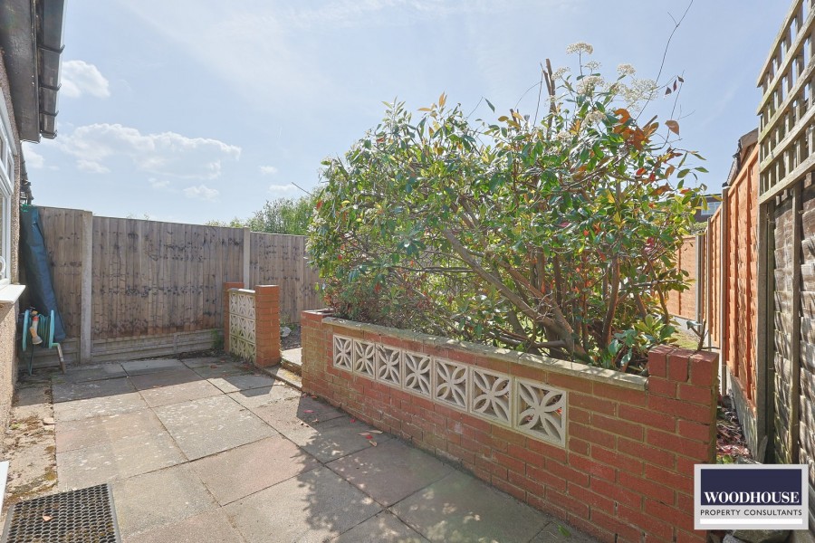 Images for Ashdown Crescent, Cheshunt, Hertfordshire EAID:3131305421 BID:11055924