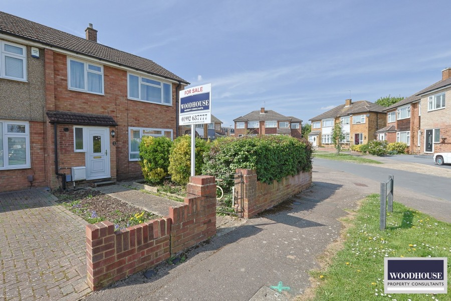 Images for Ashdown Crescent, Cheshunt, Hertfordshire EAID:3131305421 BID:11055924