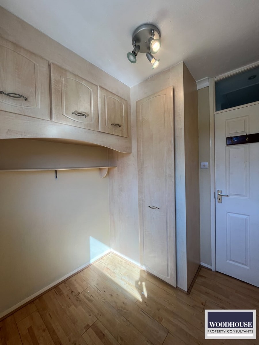Images for Cheshunt, Waltham Cross, Hertfordshire EAID:3131305421 BID:11055924