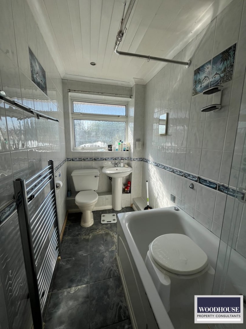 Images for Cheshunt, Waltham Cross, Hertfordshire EAID:3131305421 BID:11055924