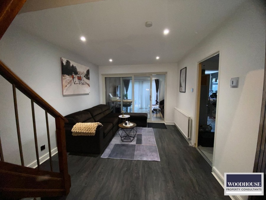 Images for Cheshunt, Waltham Cross, Hertfordshire EAID:3131305421 BID:11055924