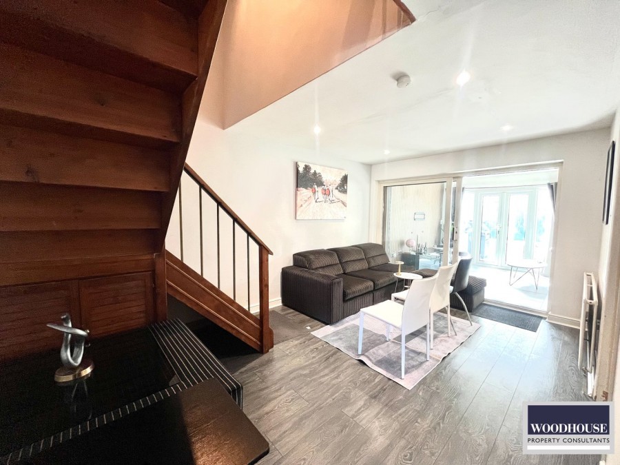 Images for Cheshunt, Waltham Cross, Hertfordshire EAID:3131305421 BID:11055924