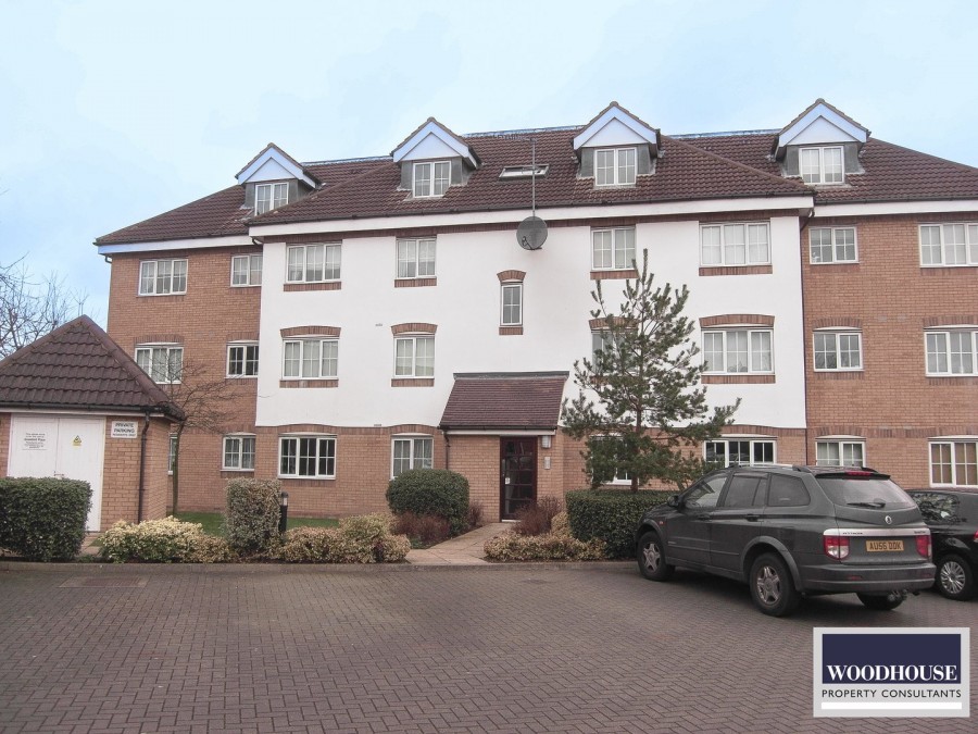Images for High Street, Cheshunt, Hertfordshire EAID:3131305421 BID:11055924