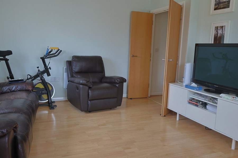 Images for High Street, Cheshunt, Hertfordshire EAID:3131305421 BID:11055924