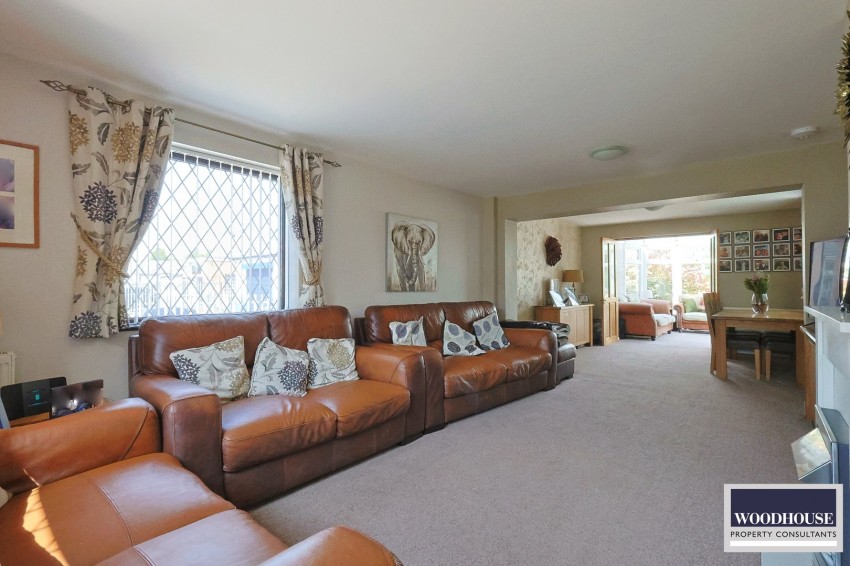 Images for Cadmore Lane, Cheshunt, Hertfordshire EAID:3131305421 BID:11055924