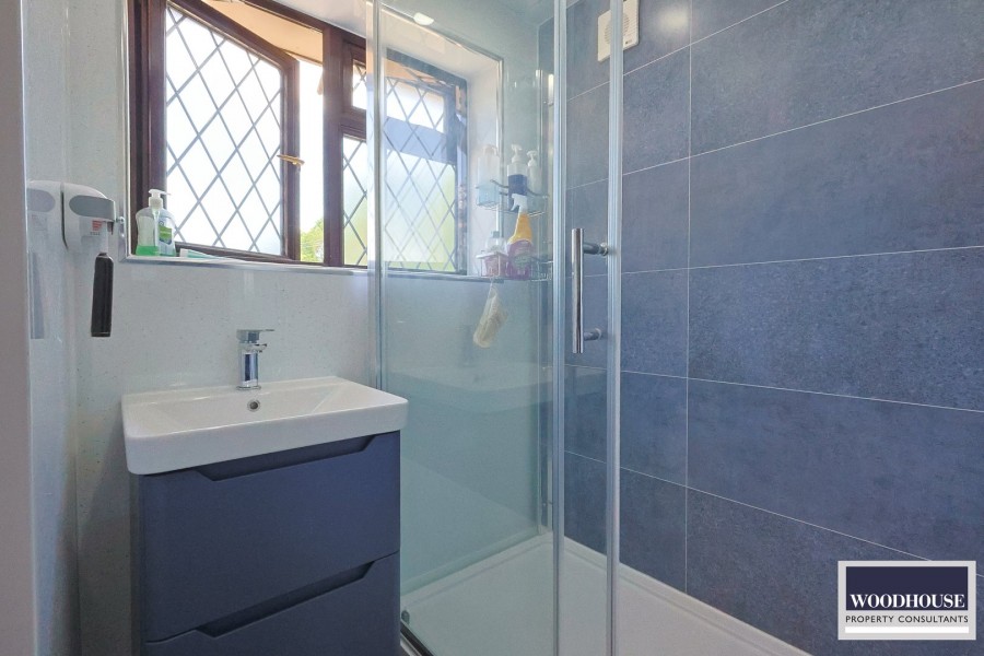 Images for Cadmore Lane, Cheshunt, Hertfordshire EAID:3131305421 BID:11055924