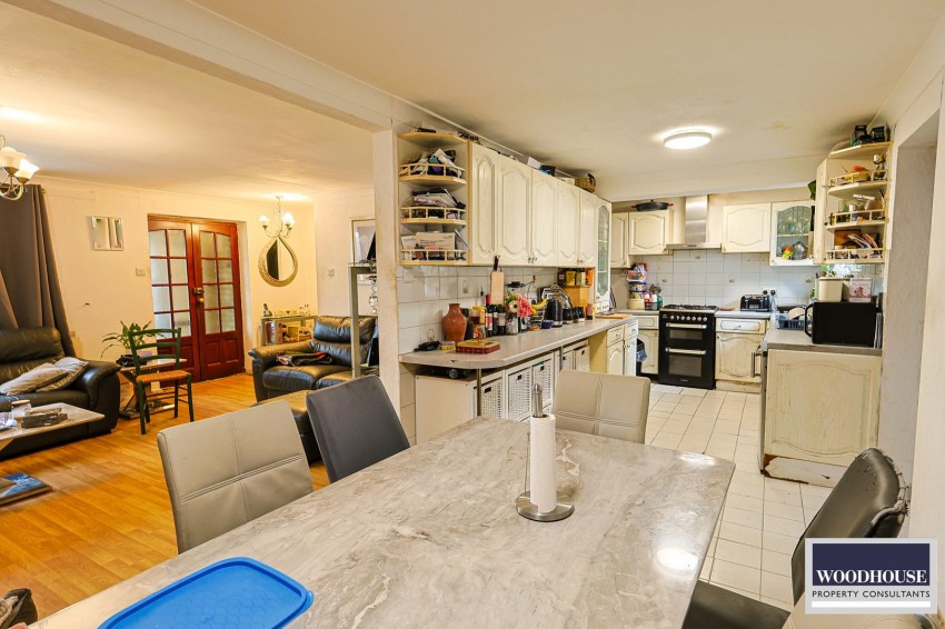 Images for Hammondstreet Road, Cheshunt, Hertfordshire EAID:3131305421 BID:11055924