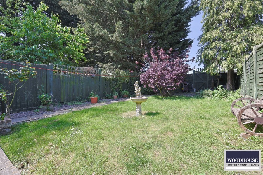 Images for Windmill Lane, Cheshunt, Hertfordshire EAID:3131305421 BID:11055924