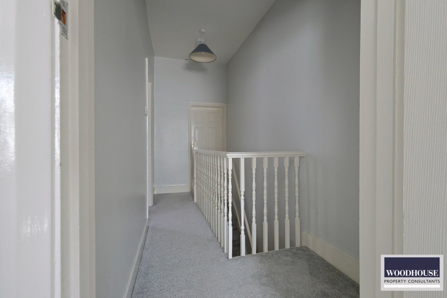 Images for King Edward Road, Waltham Cross, Hertfordshire EAID:3131305421 BID:11055924