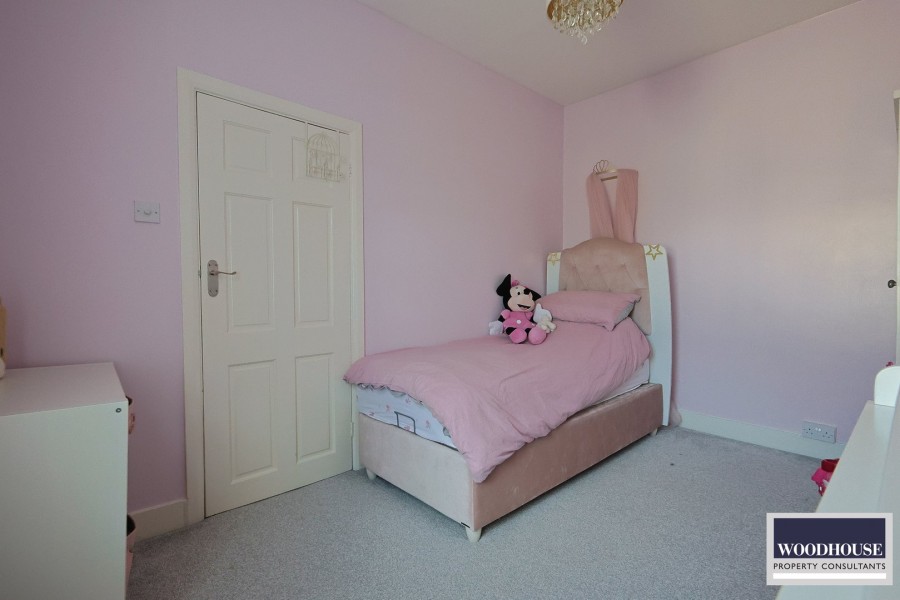 Images for King Edward Road, Waltham Cross, Hertfordshire EAID:3131305421 BID:11055924