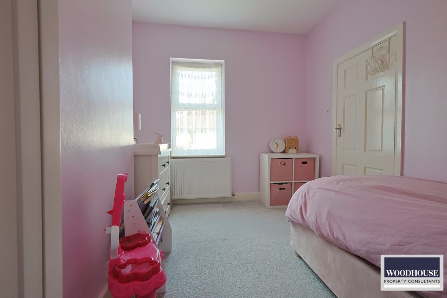 Images for King Edward Road, Waltham Cross, Hertfordshire EAID:3131305421 BID:11055924