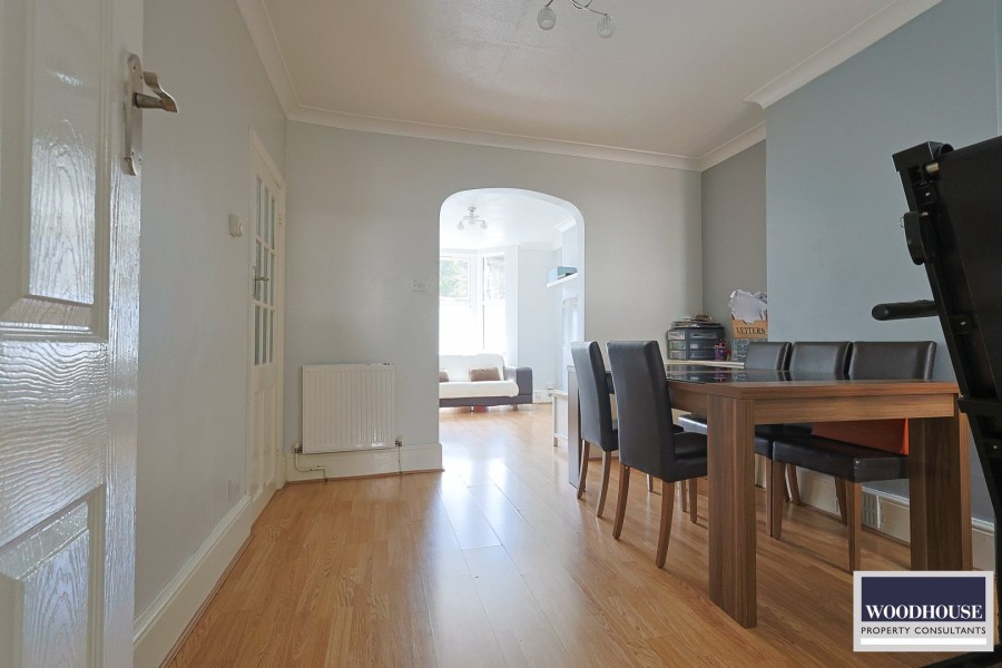 Images for King Edward Road, Waltham Cross, Hertfordshire EAID:3131305421 BID:11055924