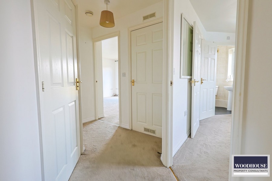 Images for Huron Road, Broxbourne, Hertfordshire EAID:3131305421 BID:11055924