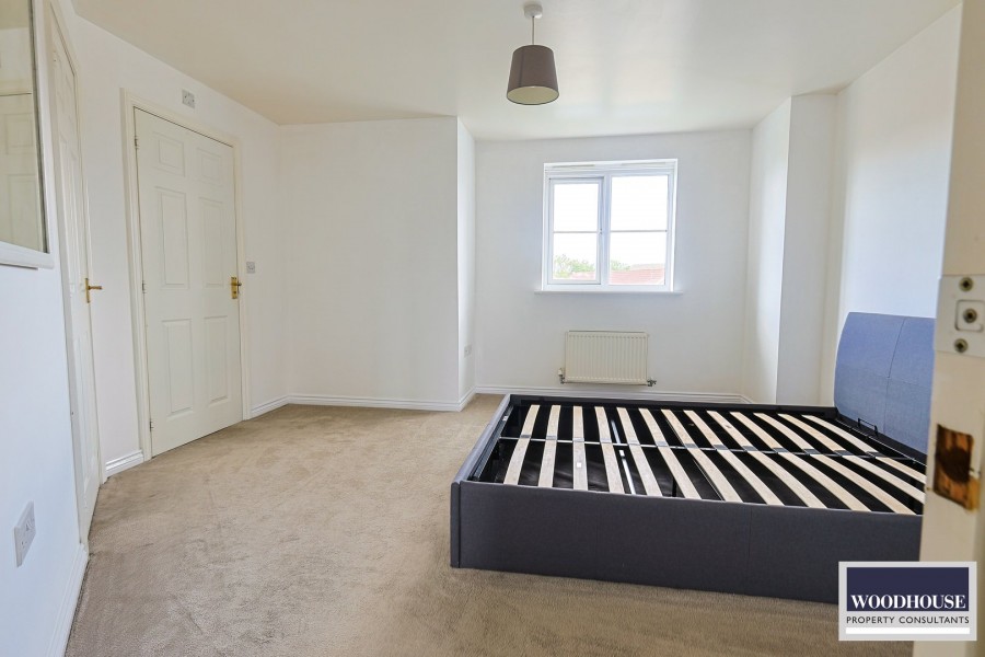 Images for Huron Road, Broxbourne, Hertfordshire EAID:3131305421 BID:11055924