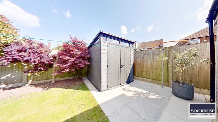 Images for Long Moor, Cheshunt, Hertfordshire EAID:3131305421 BID:11055924