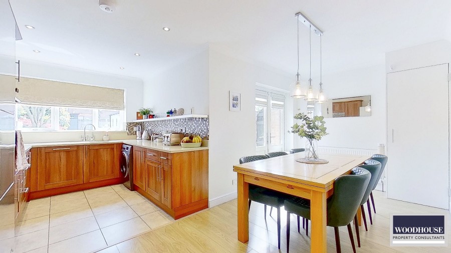 Images for Long Moor, Cheshunt, Hertfordshire EAID:3131305421 BID:11055924