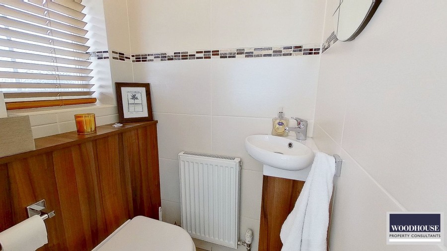 Images for Long Moor, Cheshunt, Hertfordshire EAID:3131305421 BID:11055924