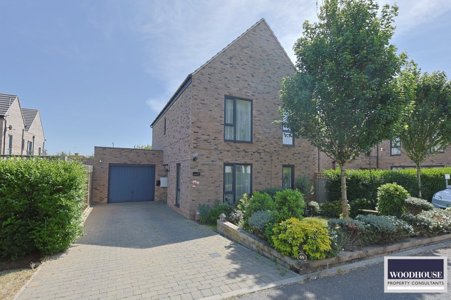 Images for Markwick Avenue, Cheshunt, Hertfordshire EAID:3131305421 BID:11055924