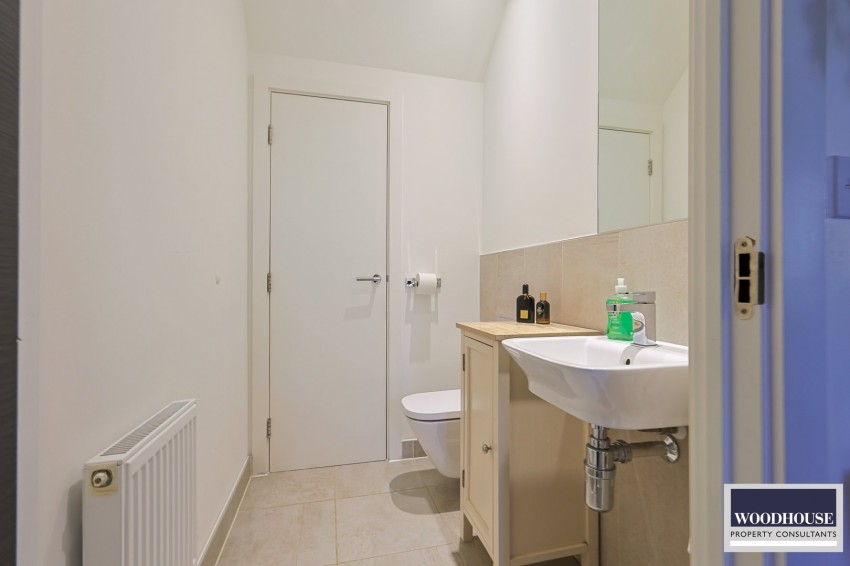 Images for Markwick Avenue, Cheshunt, Hertfordshire EAID:3131305421 BID:11055924