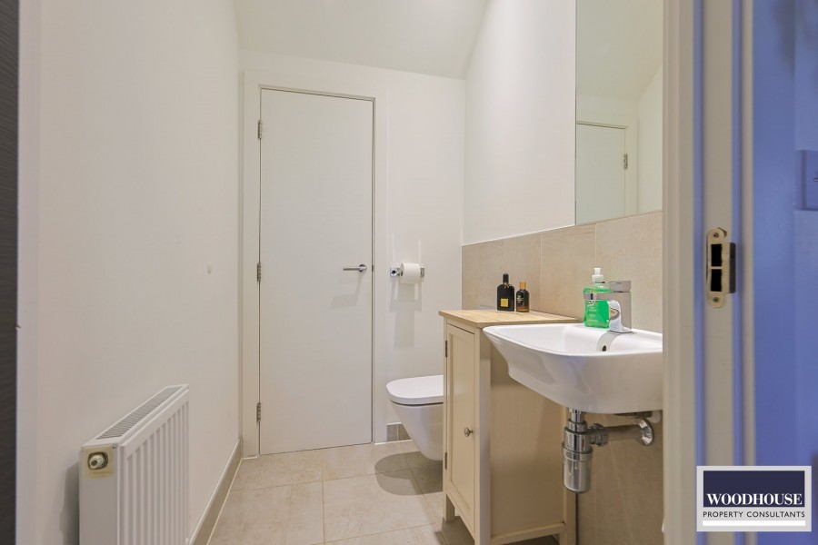 Images for Markwick Avenue, Cheshunt, Hertfordshire EAID:3131305421 BID:11055924