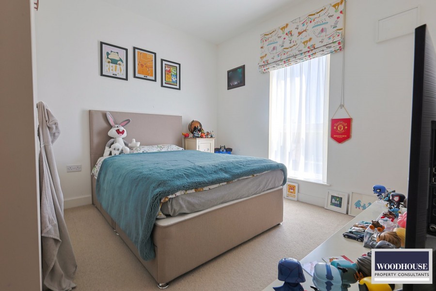 Images for Markwick Avenue, Cheshunt, Hertfordshire EAID:3131305421 BID:11055924