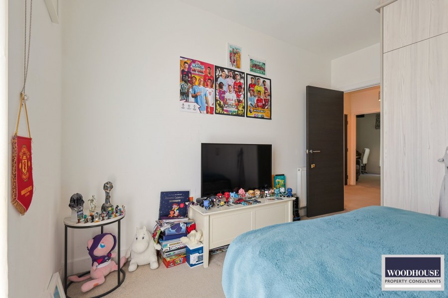 Images for Markwick Avenue, Cheshunt, Hertfordshire EAID:3131305421 BID:11055924