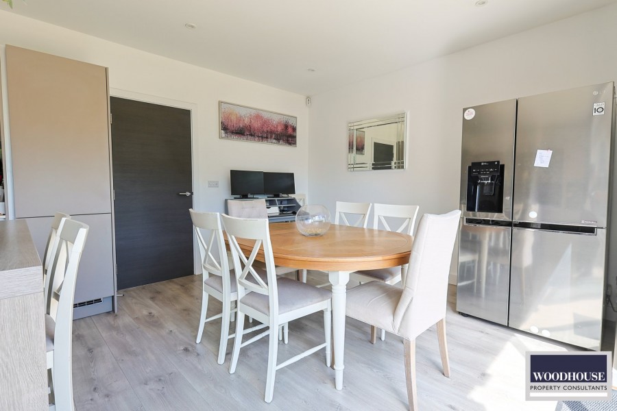 Images for Markwick Avenue, Cheshunt, Hertfordshire EAID:3131305421 BID:11055924