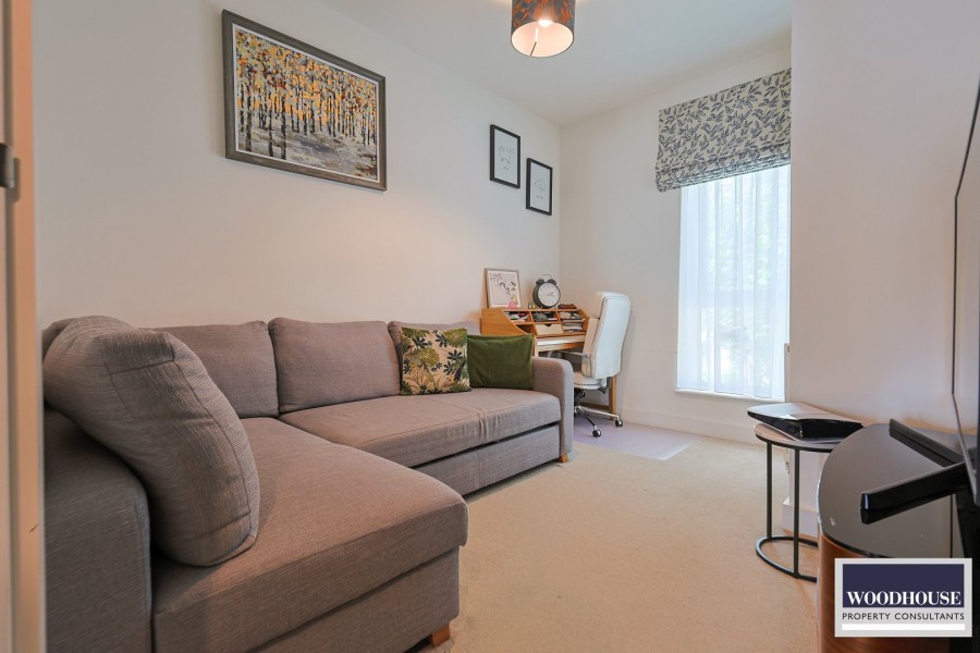 Images for Markwick Avenue, Cheshunt, Hertfordshire EAID:3131305421 BID:11055924