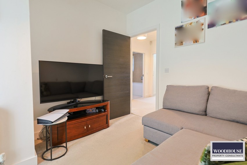 Images for Markwick Avenue, Cheshunt, Hertfordshire EAID:3131305421 BID:11055924