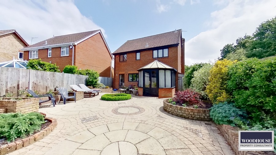 Images for Yew Close, Cheshunt, Hertfordshire EAID:3131305421 BID:11055924