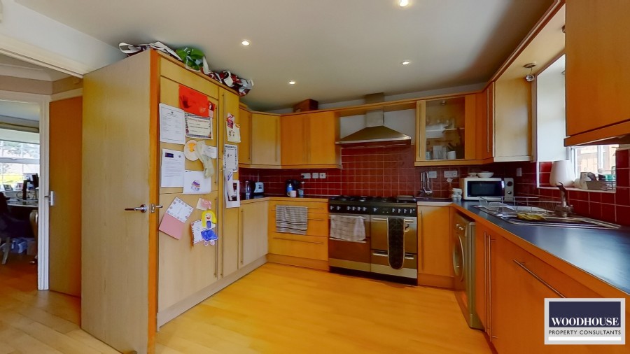 Images for Glen Luce, Cheshunt, Hertfordshire, EN8 8NW, Cheshunt EAID:3131305421 BID:11055924