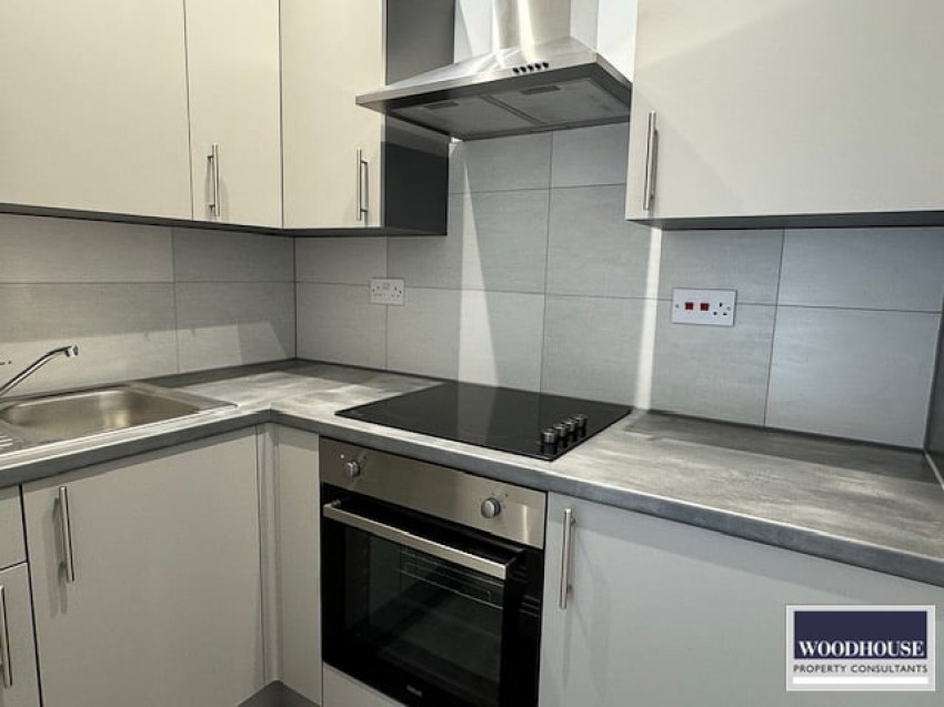 Images for High Road, Broxbourne, Hertfordshire EAID:3131305421 BID:11055924