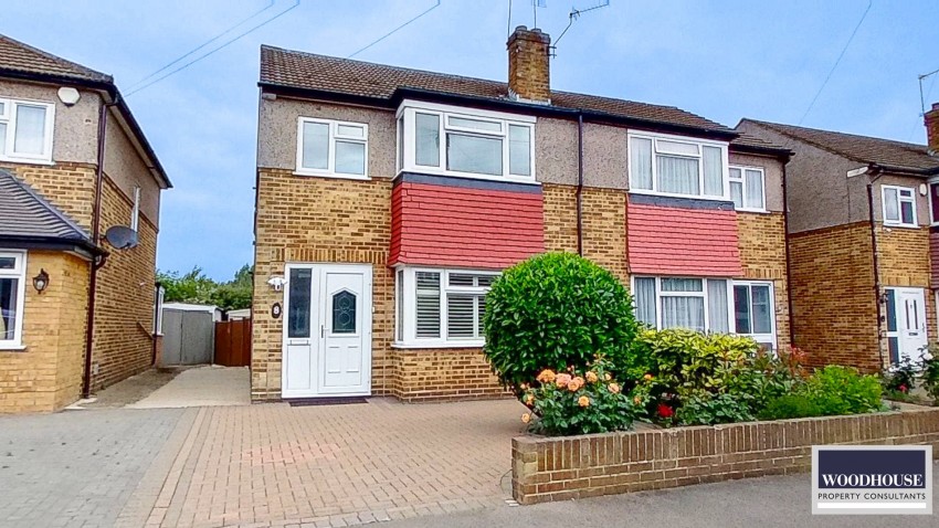 Images for Gloucester Avenue, Waltham Cross, Hertfordshire EAID:3131305421 BID:11055924