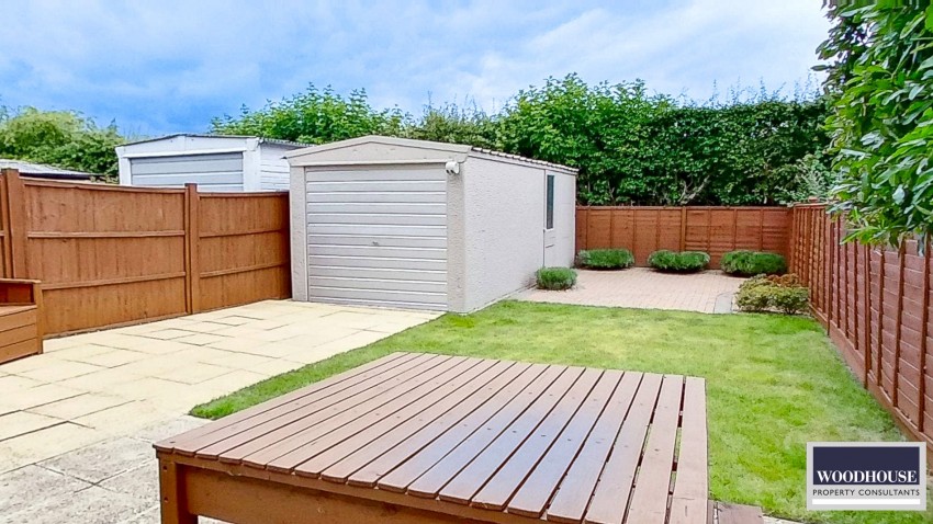 Images for Gloucester Avenue, Waltham Cross, Hertfordshire EAID:3131305421 BID:11055924