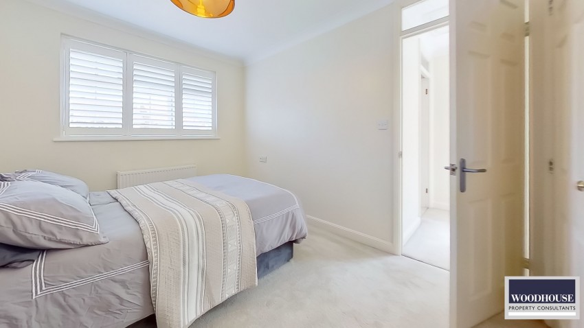 Images for Denny Gate, Cheshunt, Hertfordshire EAID:3131305421 BID:11055924