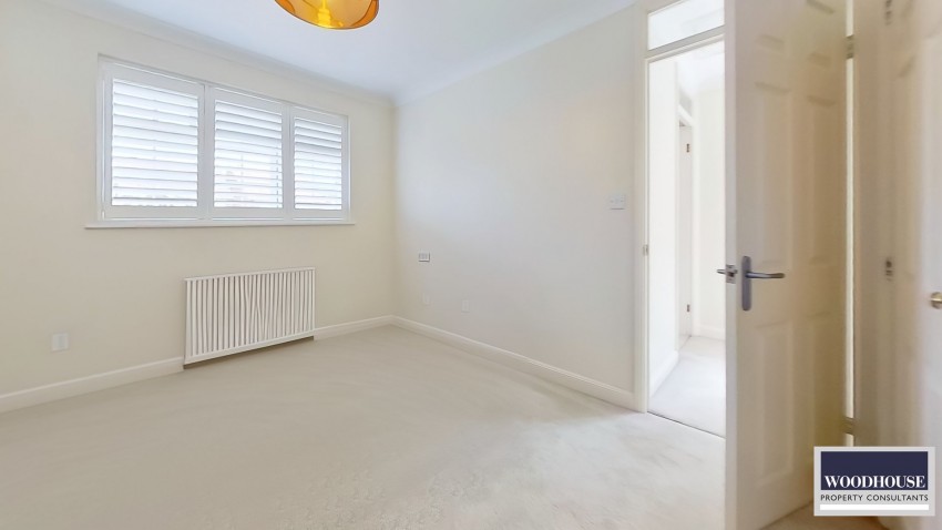 Images for Denny Gate, Cheshunt, Hertfordshire EAID:3131305421 BID:11055924