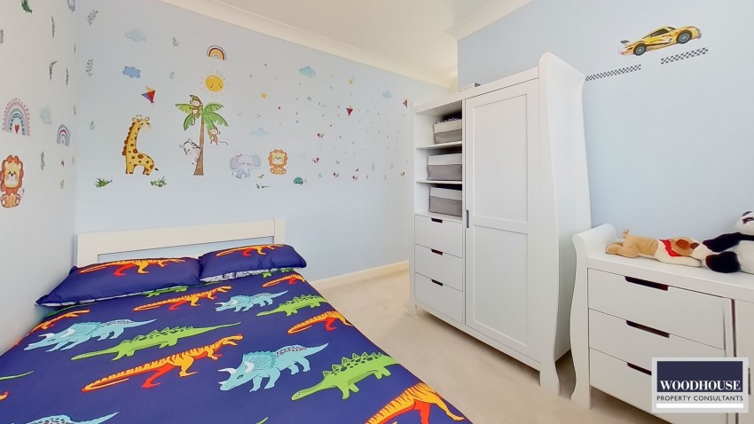 Images for Denny Gate, Cheshunt, Hertfordshire EAID:3131305421 BID:11055924