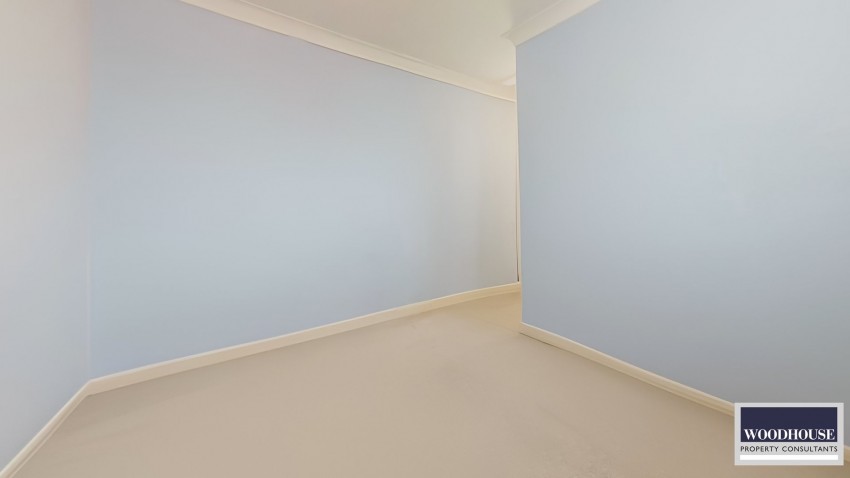 Images for Denny Gate, Cheshunt, Hertfordshire EAID:3131305421 BID:11055924