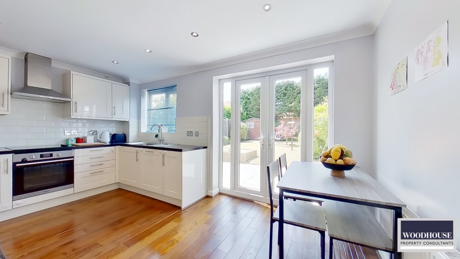 Images for Denny Gate, Cheshunt, Hertfordshire EAID:3131305421 BID:11055924