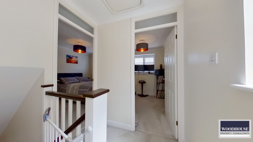 Images for Denny Gate, Cheshunt, Hertfordshire EAID:3131305421 BID:11055924