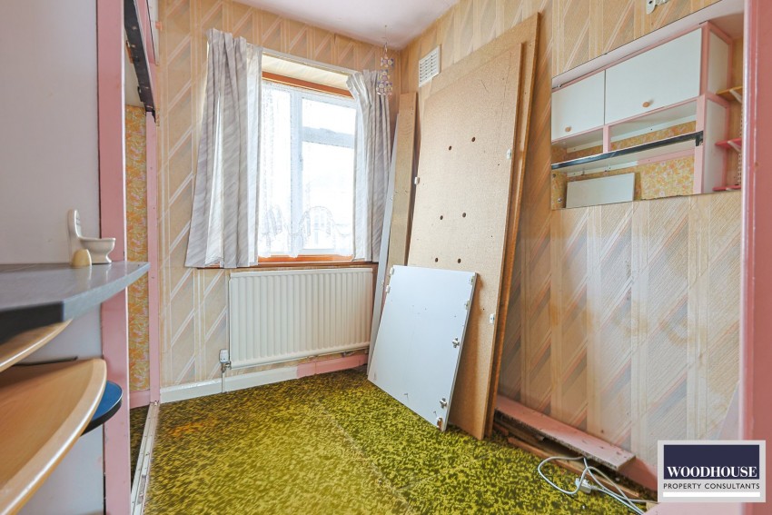 Images for Harriescourt, Waltham Abbey, Essex EAID:3131305421 BID:11055924