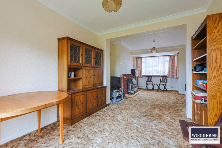 Images for Harriescourt, Waltham Abbey, Essex EAID:3131305421 BID:11055924