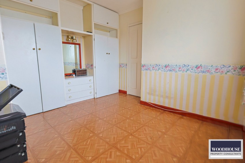 Images for Harriescourt, Waltham Abbey, Essex EAID:3131305421 BID:11055924