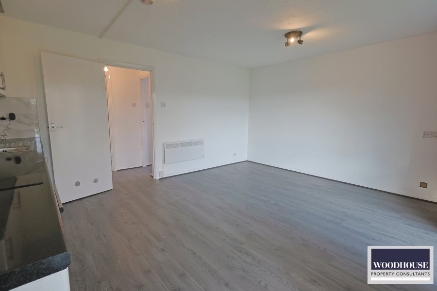Images for Crossbrook Street, Cheshunt, Hertfordshire EAID:3131305421 BID:11055924