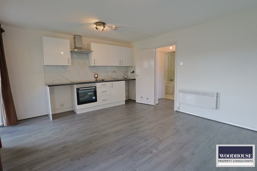 Images for Crossbrook Street, Cheshunt, Hertfordshire EAID:3131305421 BID:11055924