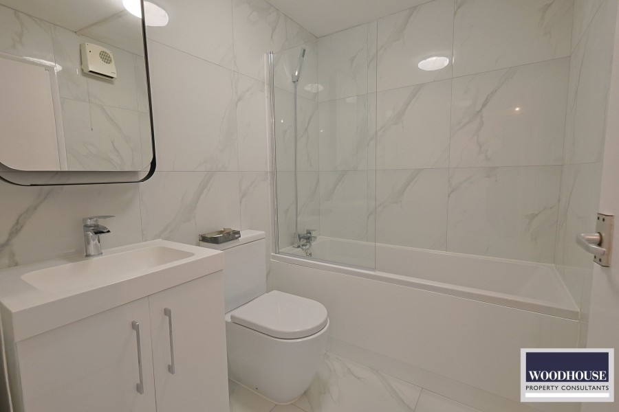 Images for Crossbrook Street, Cheshunt, Hertfordshire EAID:3131305421 BID:11055924